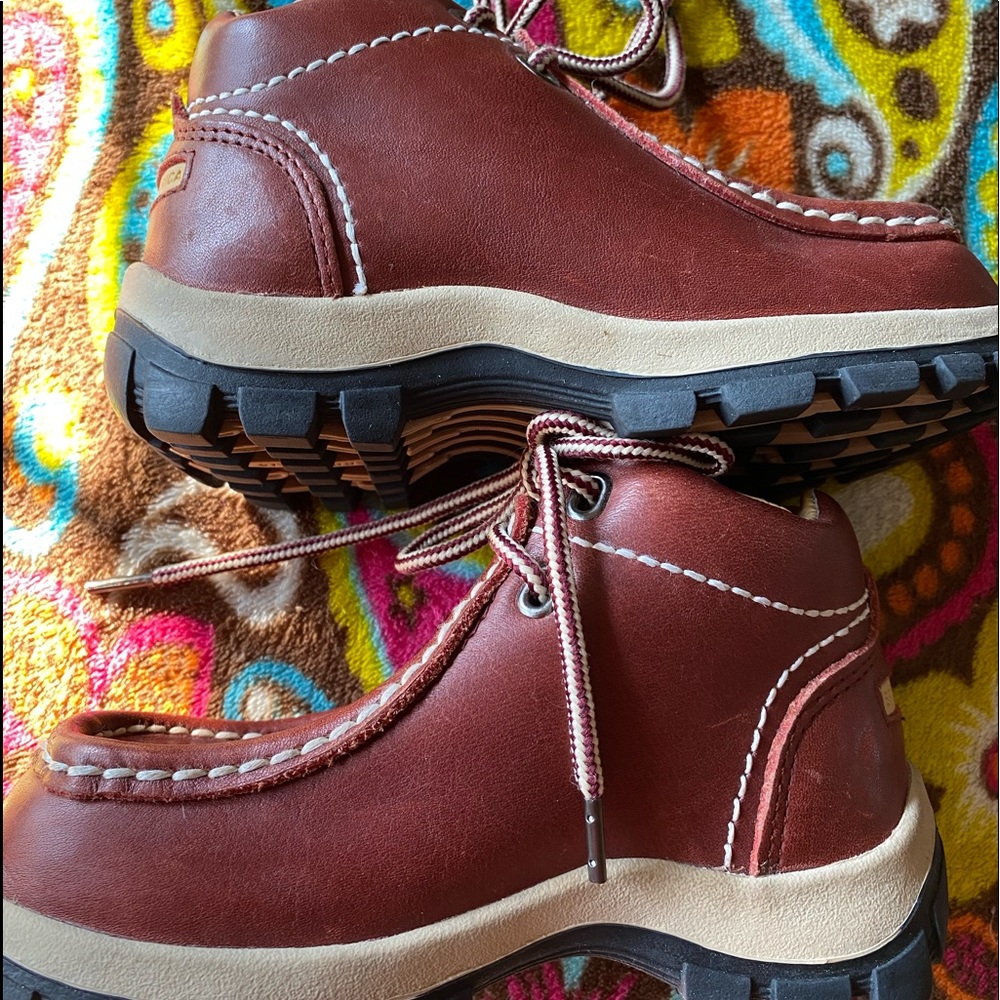 Boys Perry Ellis America infant size 11 boots